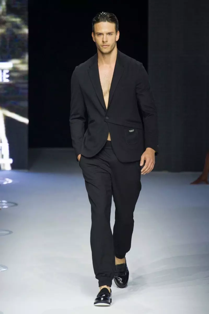 Dirk-Bikkembergs-Vår-Sommer-2015-Milano-Fashion-Week-028