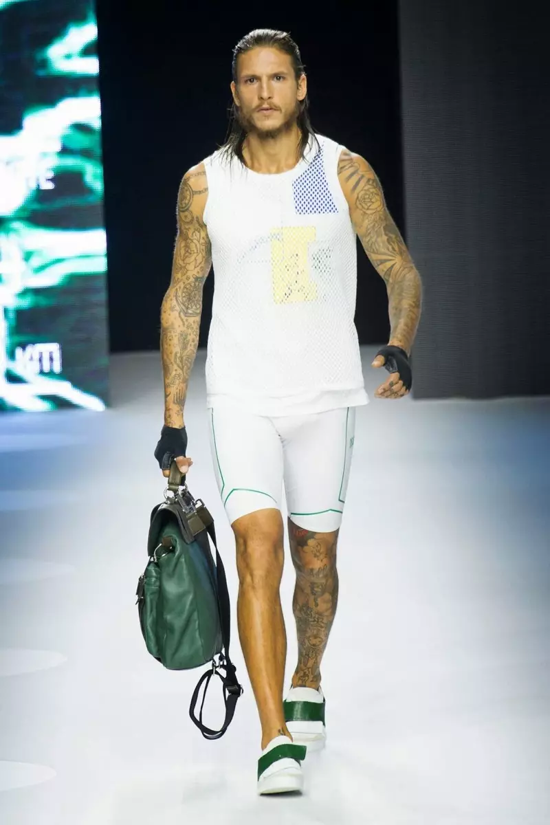 Dirk-Bikkembergs-Bahar-Tomus-2015-Milan-Moda-Hepde-007