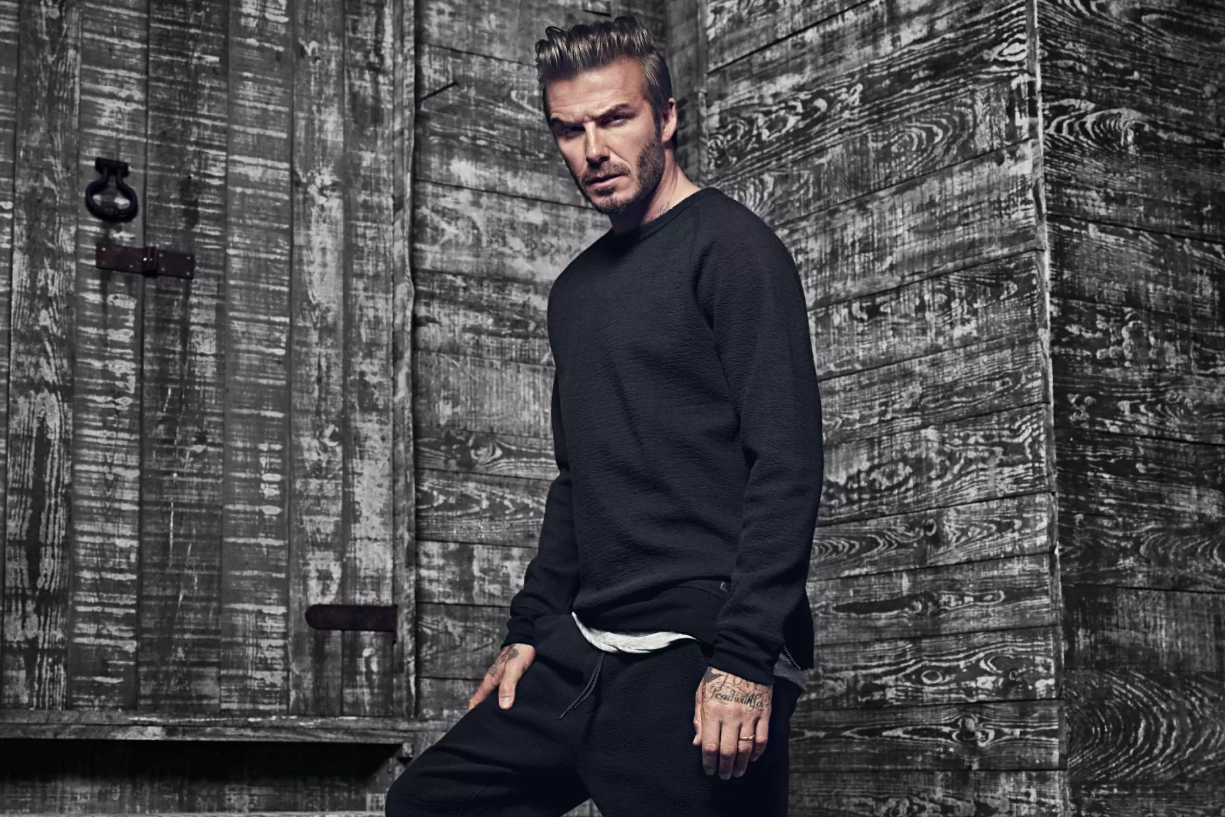 David Beckham testruházat (1)