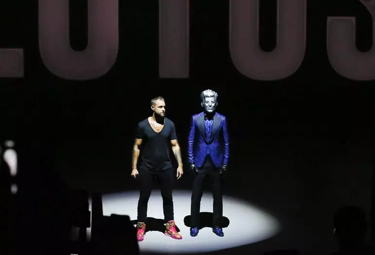 MOŠKA OBLAČA PHILIPP PLEIN POMLAD POLETJE 2017 MILANO (56)