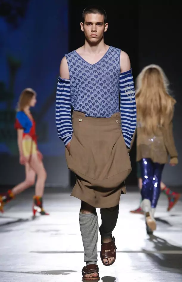 MOŠKA OBLAČILA VIVIENNE WESTWOOD POMLAD POLETJE 2017 MILANO (14)