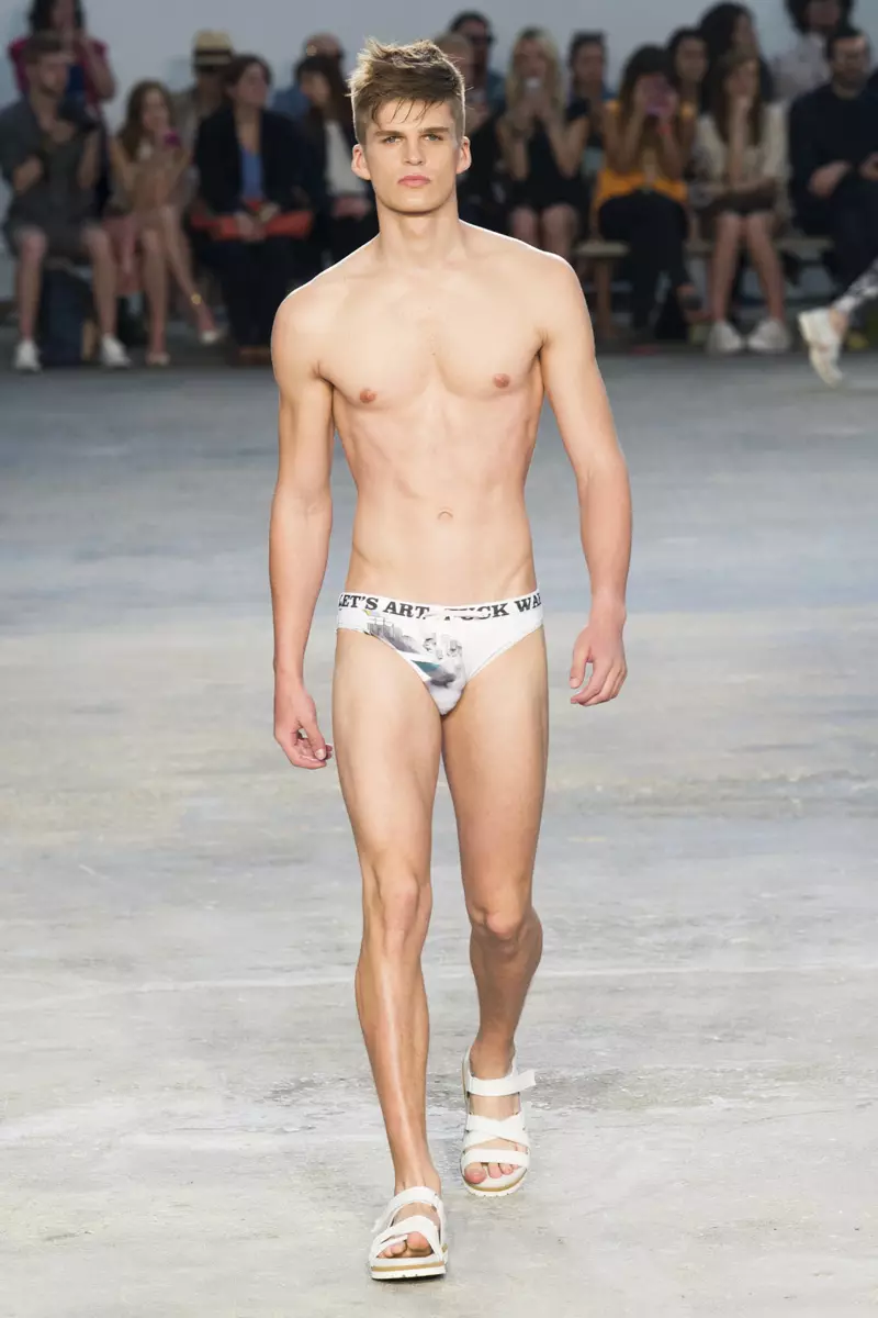 Frankie-Morello-Männer-Fréijoer-Summer-2015-Milan-Fashion-Woch-033