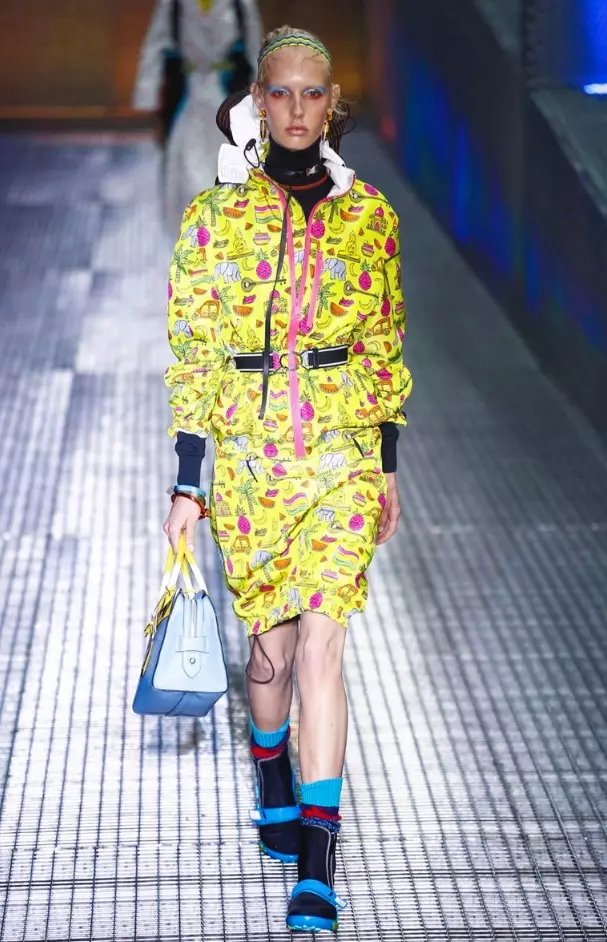 PRADA PRIMAVERA VERÃO 2017 MILÃO (10)