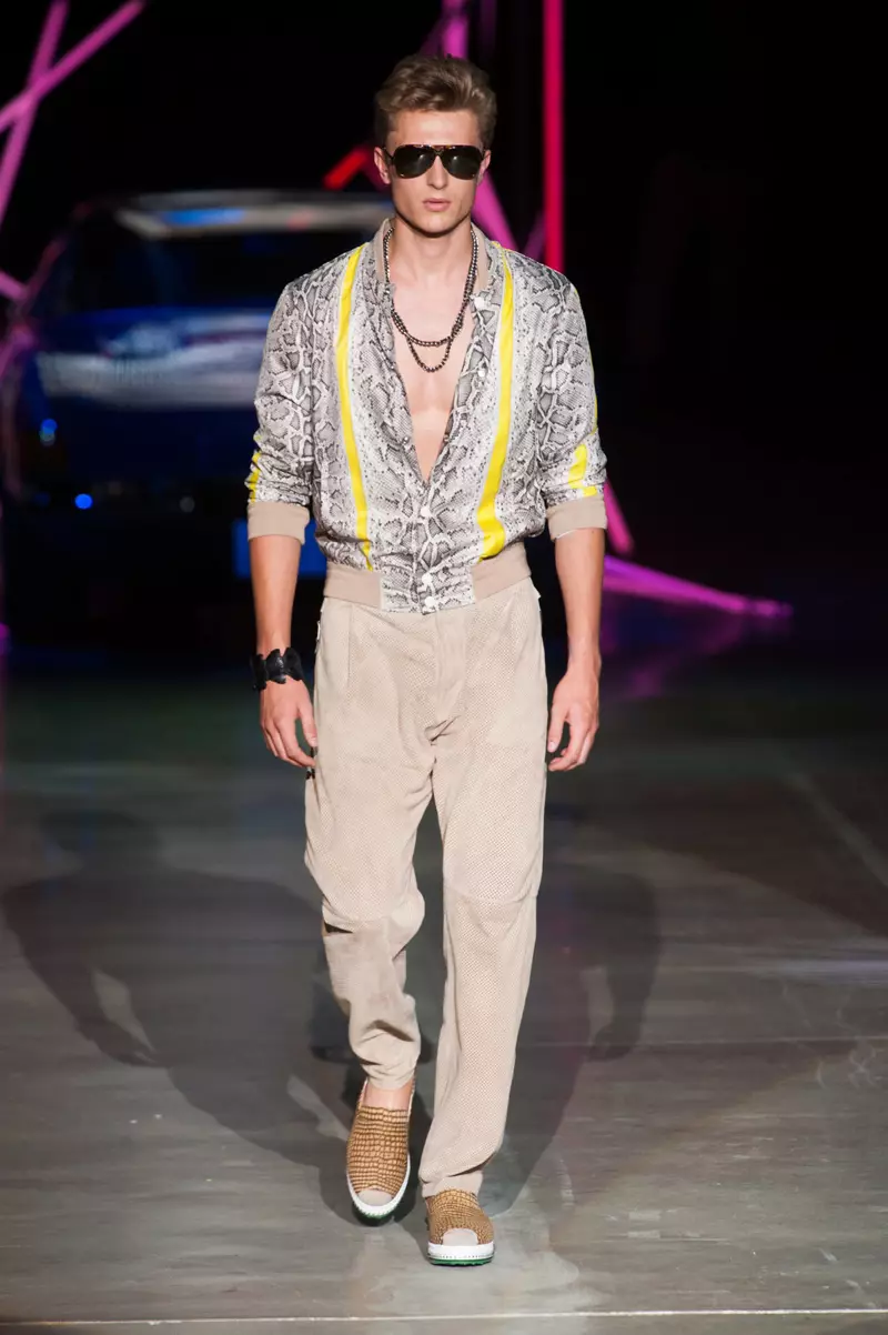 Roberto-Cavalli-Miehet-Kevät-Kesä-2015-Milano-Muotiviikko-005