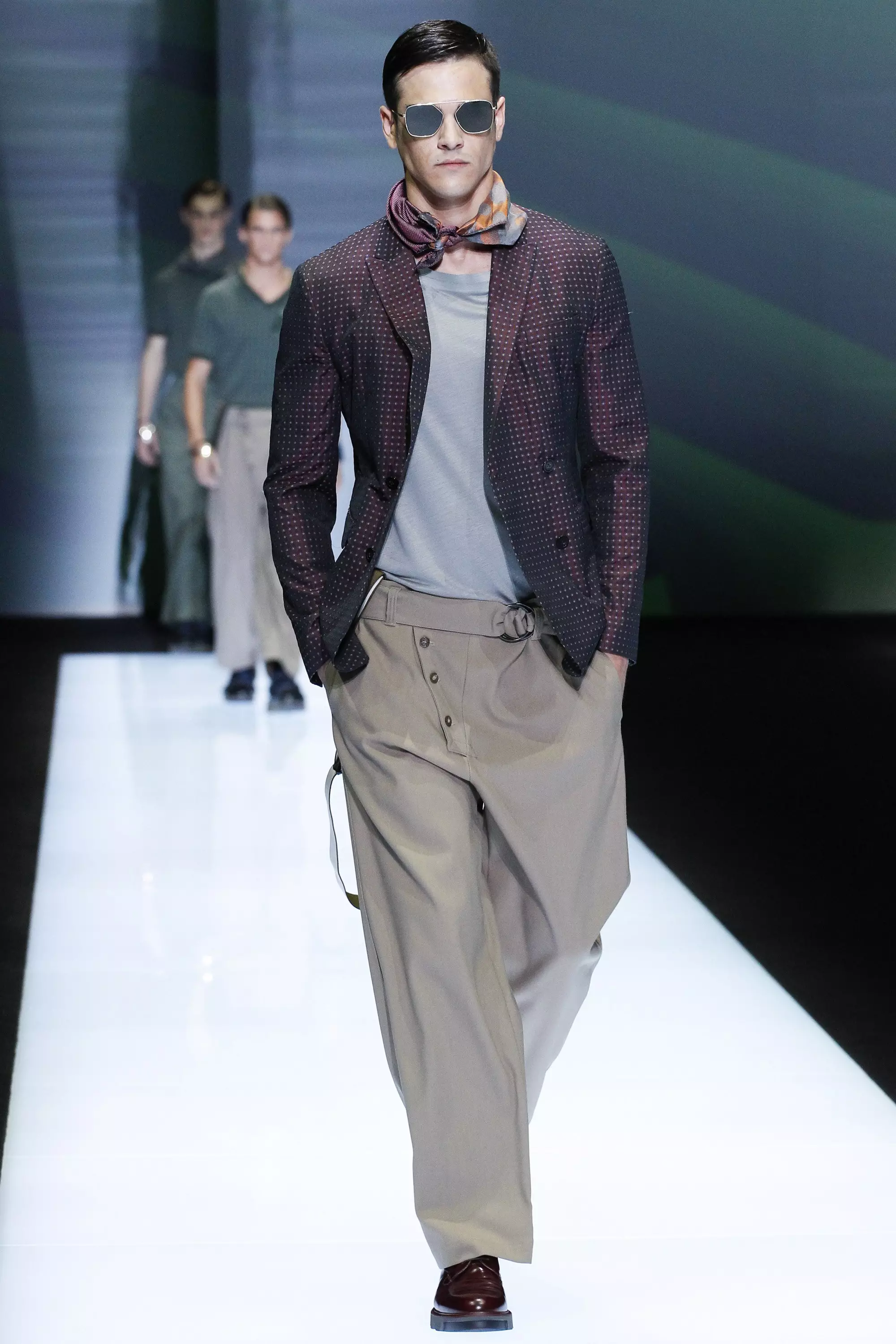 EMPORIO ARMANI BAHAR YOZ 2017 MILAN (48)