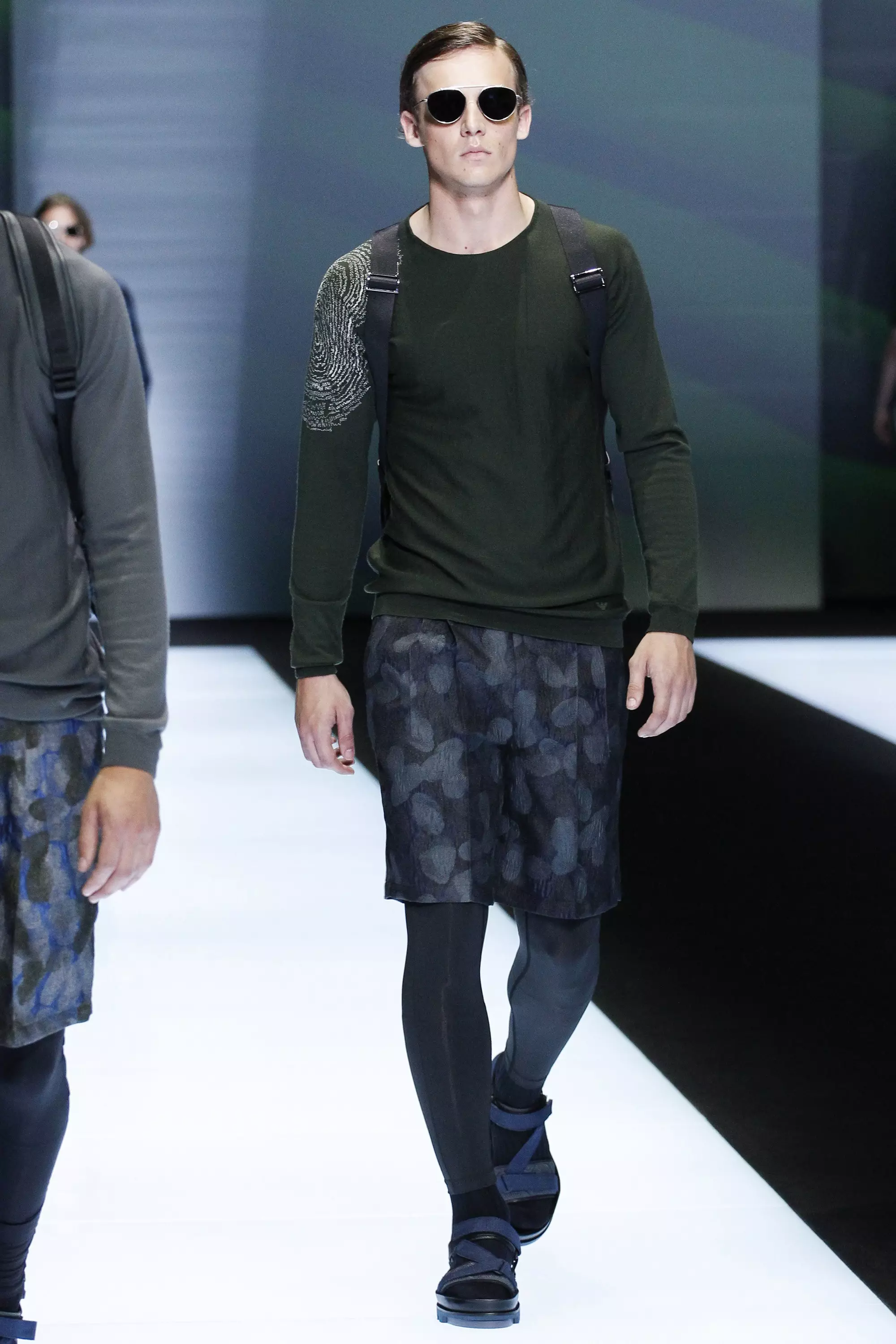 EMPORIO ARMANI XUÂN HÈ 2017 MILAN (54)