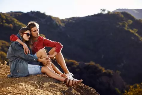 RJ King modelira novi lookbook Tommy Hilfiger za pomlad/poletje 2015.