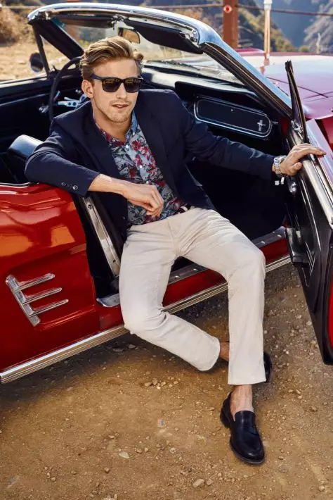 RJ King नयाँ Tommy Hilfiger Spring/Summer 2015 Lookbook मोडेल गर्दै।