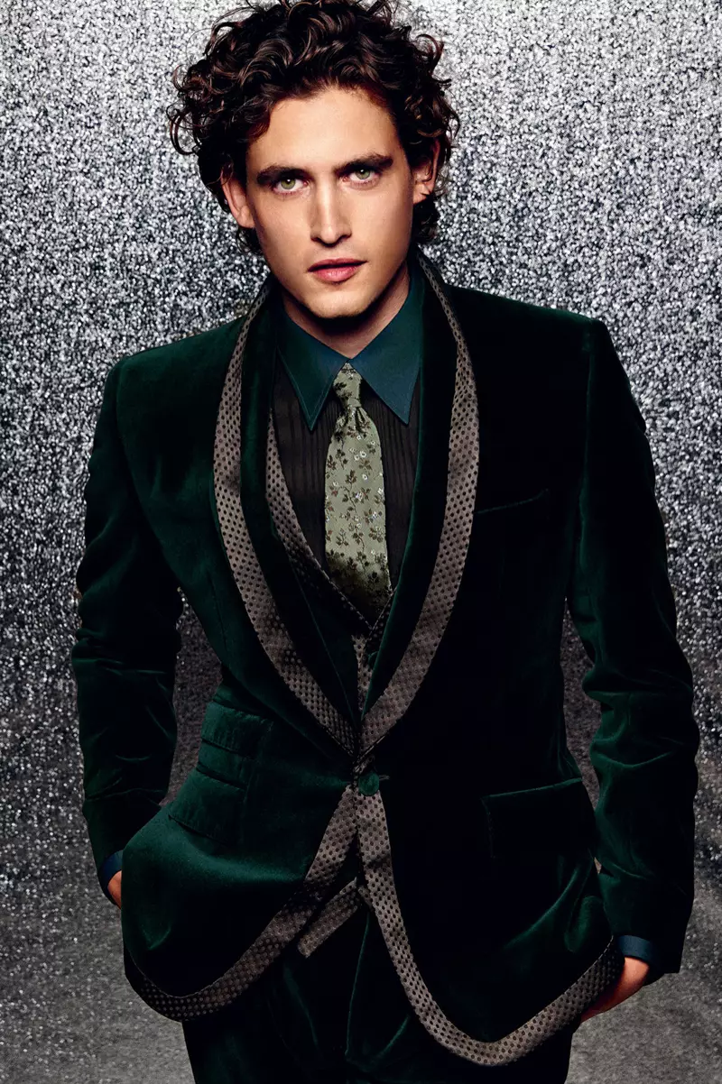 I-Dolce-and-Gabbana-Fall-Winter-2014-Men-Look-Book-Model-Images-013