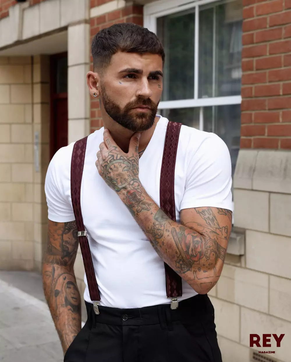 Chris Perceval para sa REY Magazine