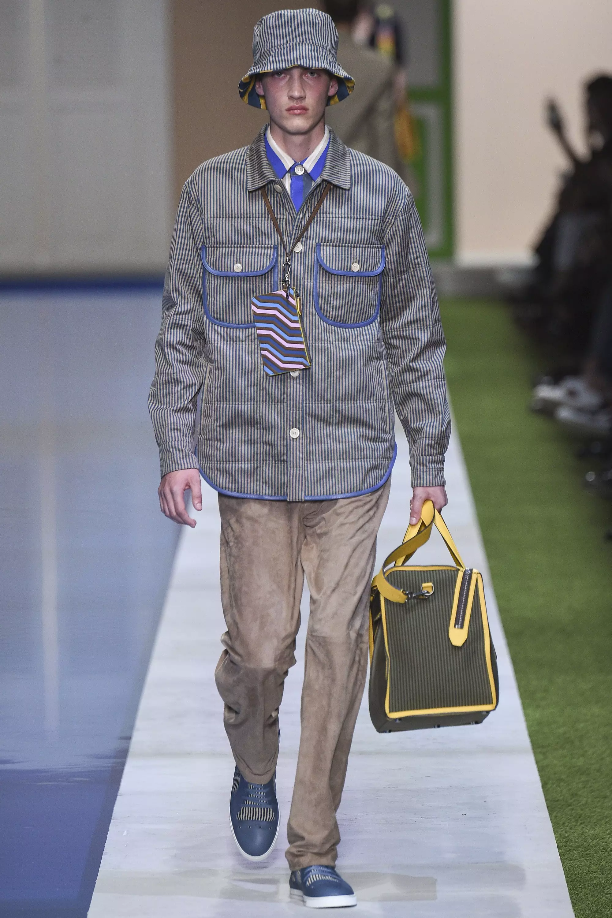 FENDI MENSWEAR 2017 m. PAVASARIO VASARA MILANO (19)