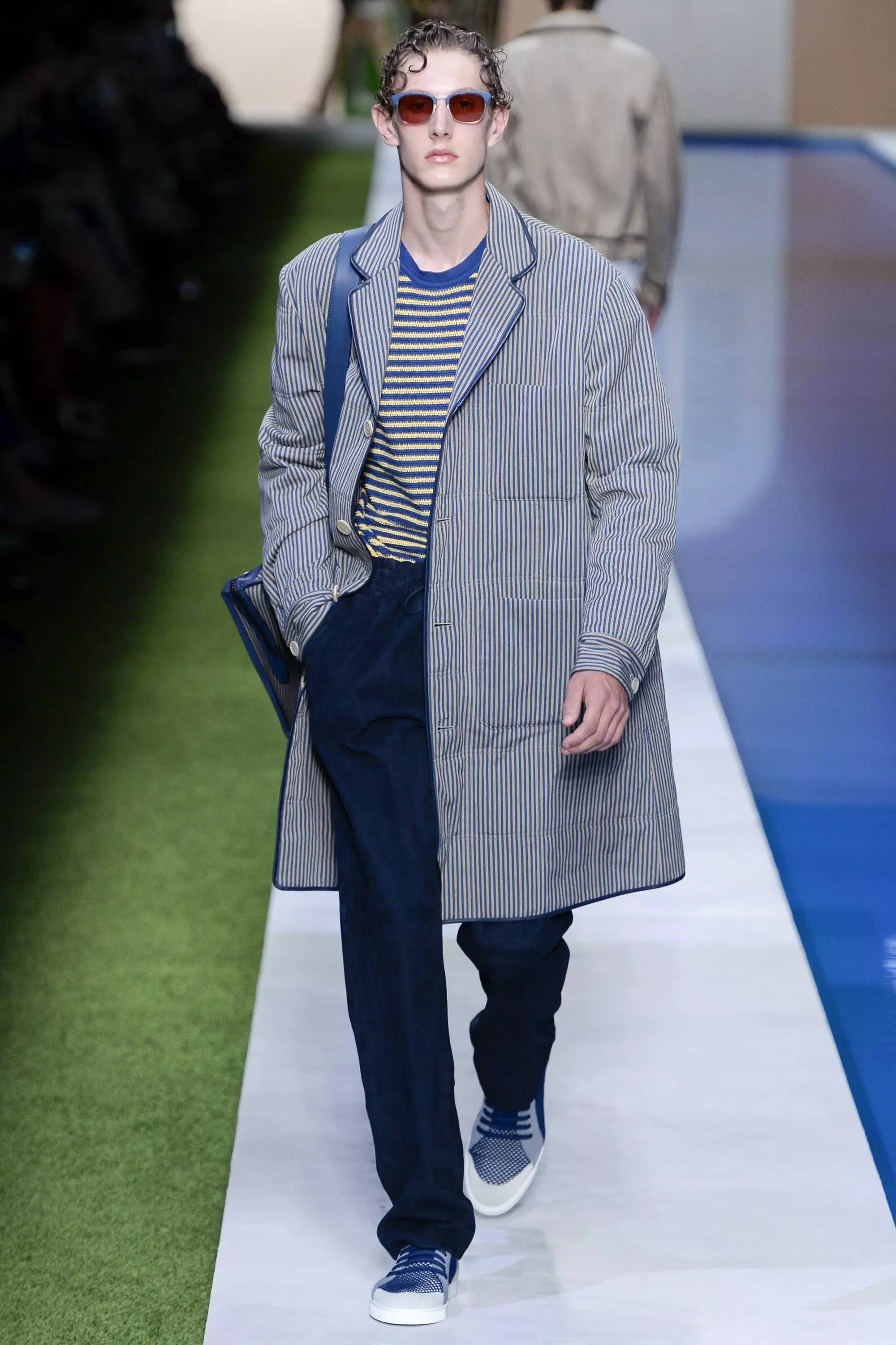 FENDI GIZONEZKOAK 2017ko UDABERRIA MILANO (20)