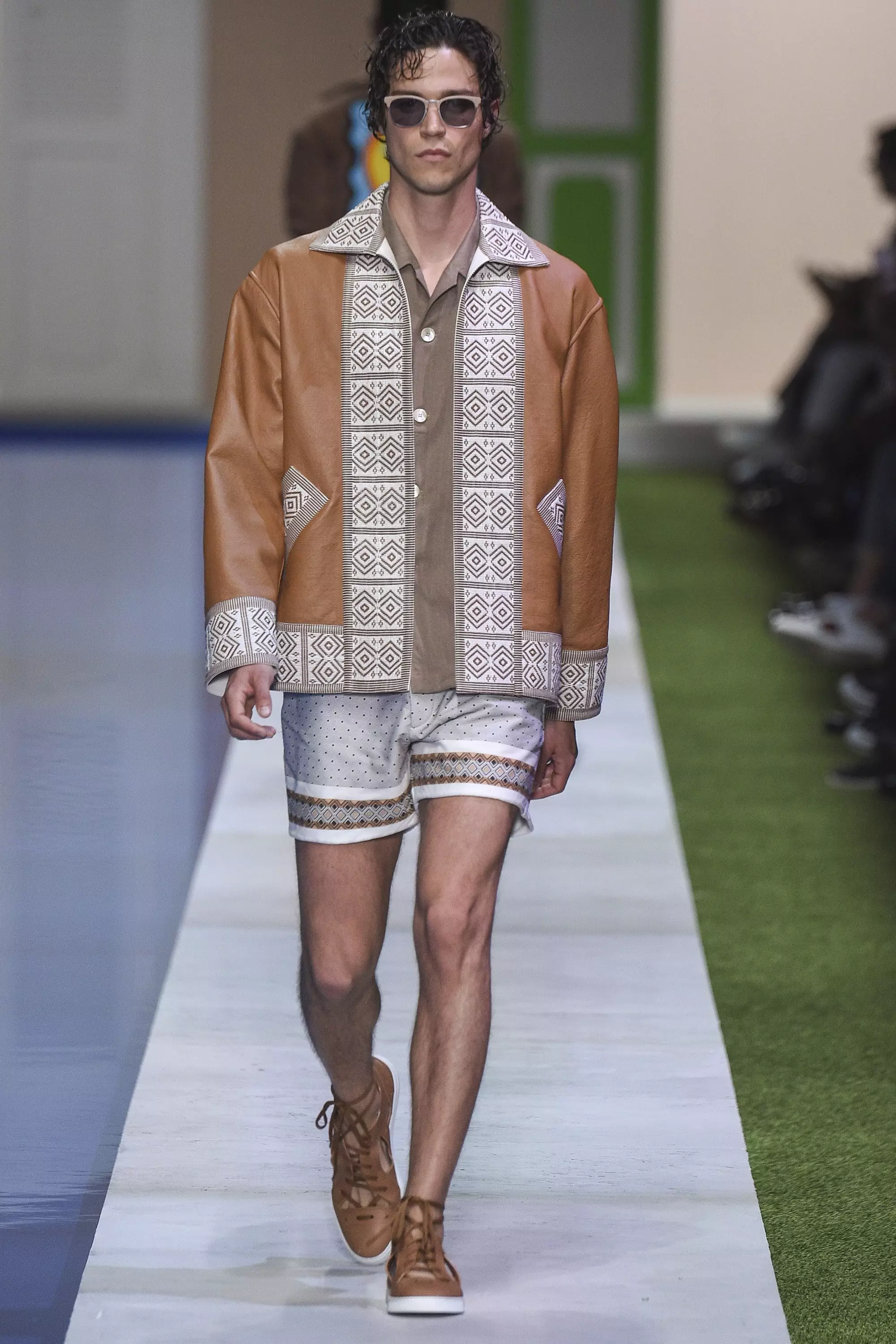 FENDI PÁNSKÉ OBLEČENÍ JARO LÉTO 2017 MILAN (41)