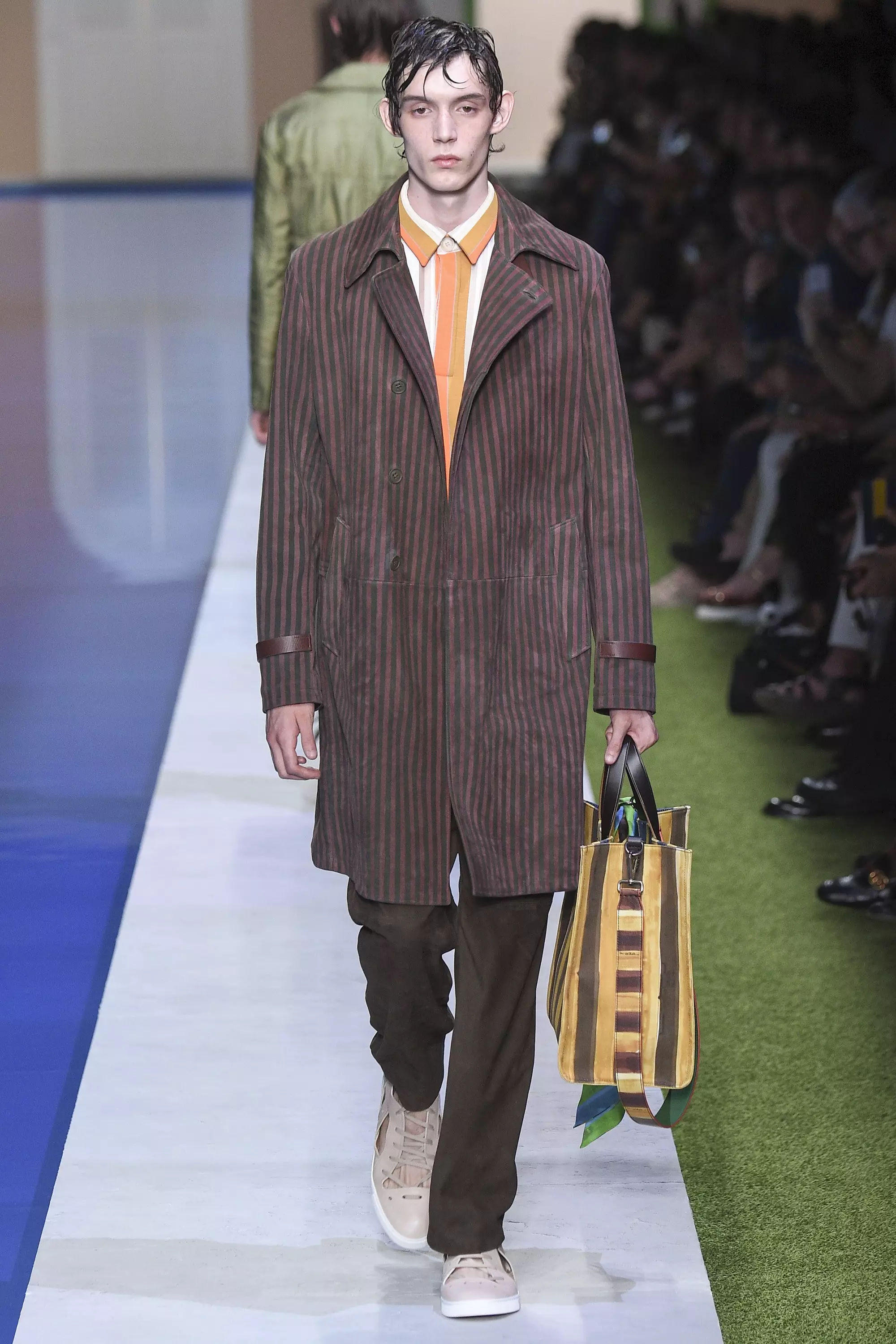 FENDI MENSWEAR SPRING SUMMER 2017 MILAN