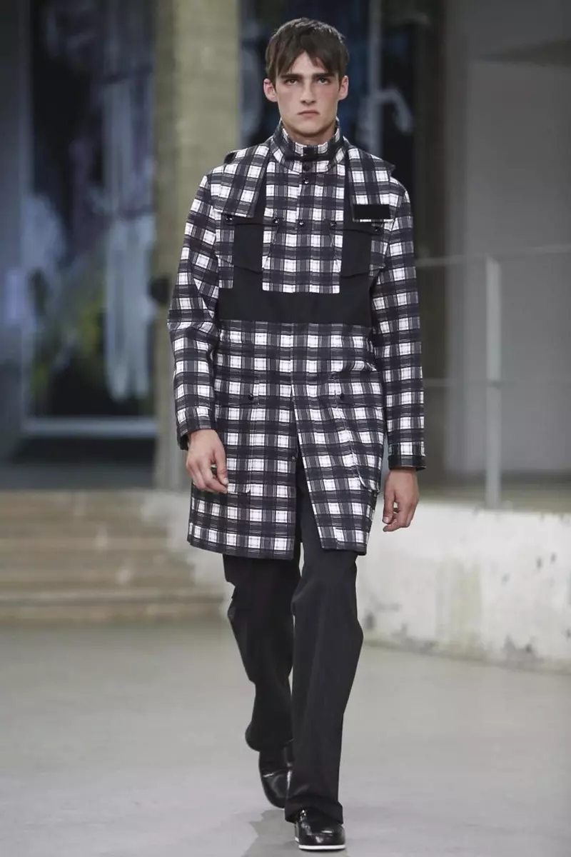 Carven, Menswear Fashion Show Xuân Hè 2015 tại Paris