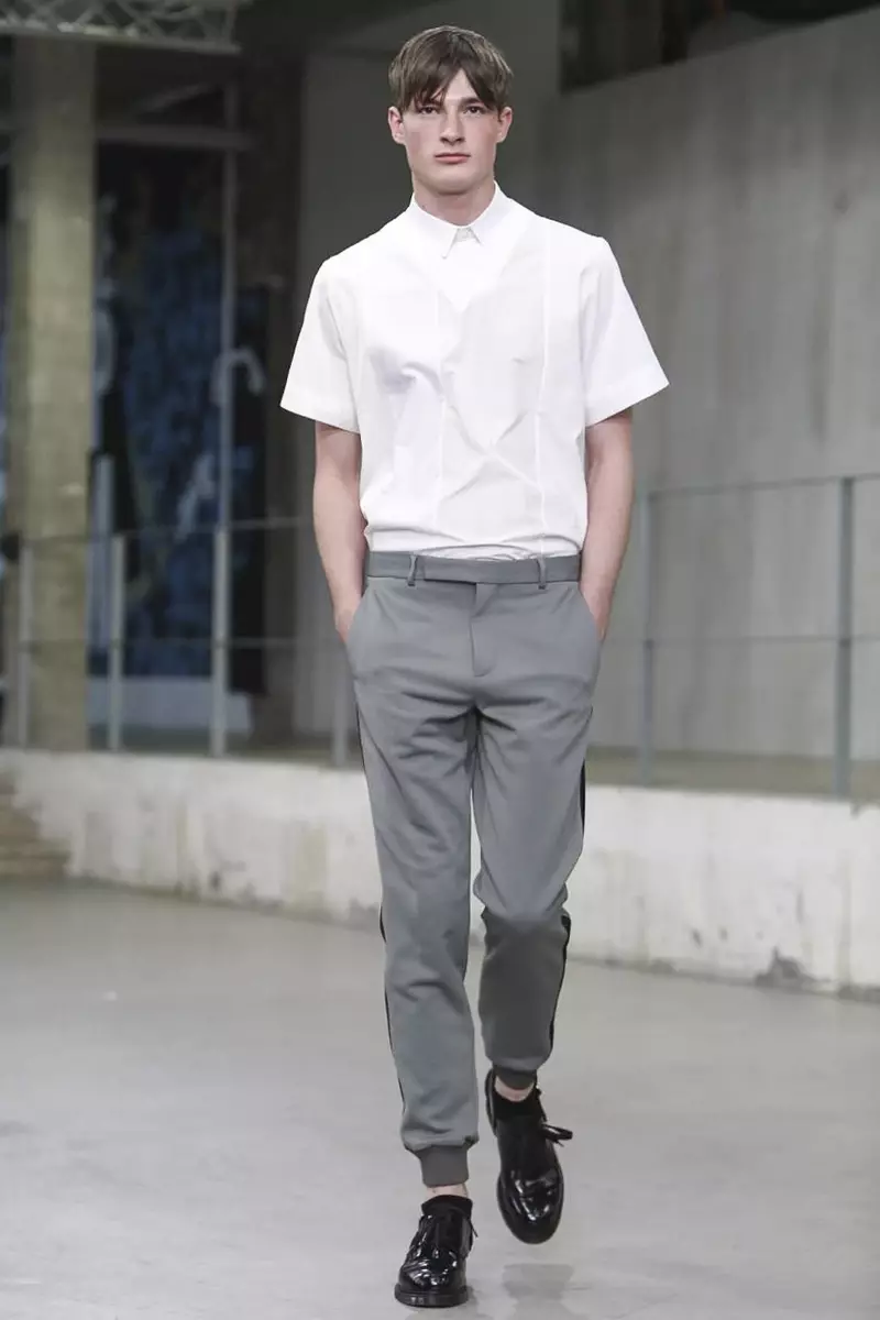 Carven, Menswear Mmiri Summer 2015 Ejiji Show na Paris