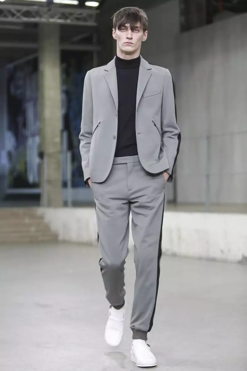 Carven, Menswear Fashion Show Xuân Hè 2015 tại Paris