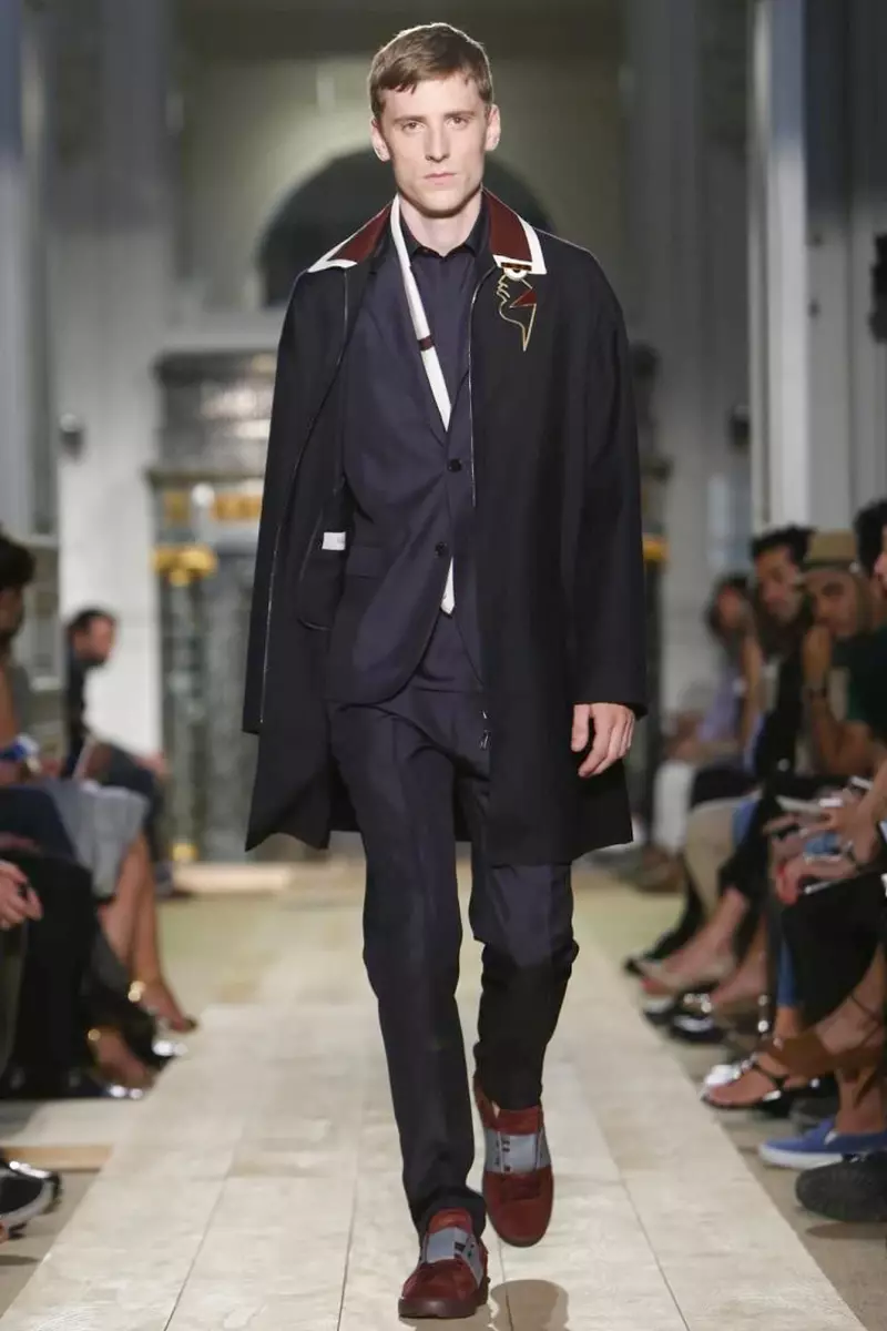 Valentino, Menswear, Spring Summer, 2015, Fashion Show នៅប៉ារីស