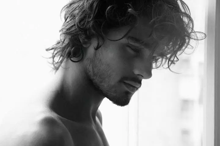 Marlon Teixeira oleh Nicolas Valois 10593_1