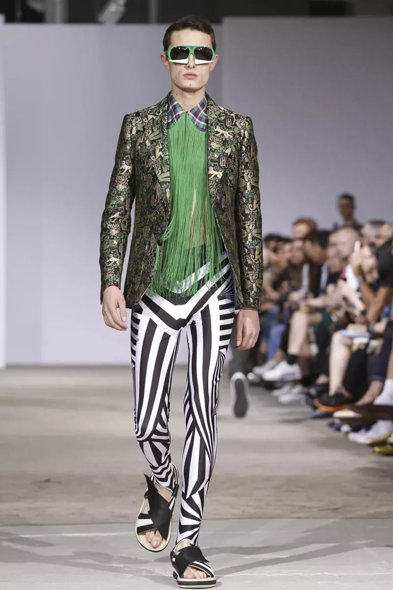 Walter Van Beirendonck, Menswear Orisun omi Ooru 2015 Fashion Show ni Paris