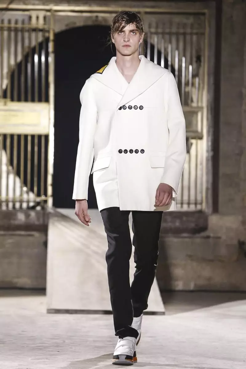 Raf Simons, Modevisning för herrkläder våren sommaren 2015 i Paris