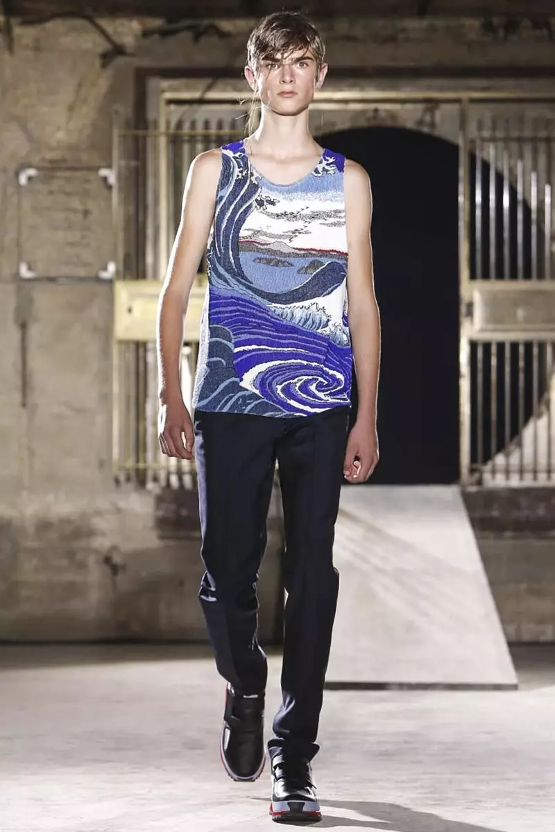 Raf Simons, Menswear Spring Summer 2015 Fashion Show in Paris