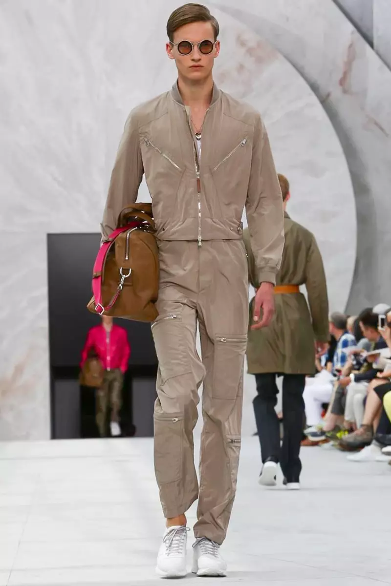 Louis Vuiton, roba masculina, primavera estiu, 2015, desfilada de moda a París