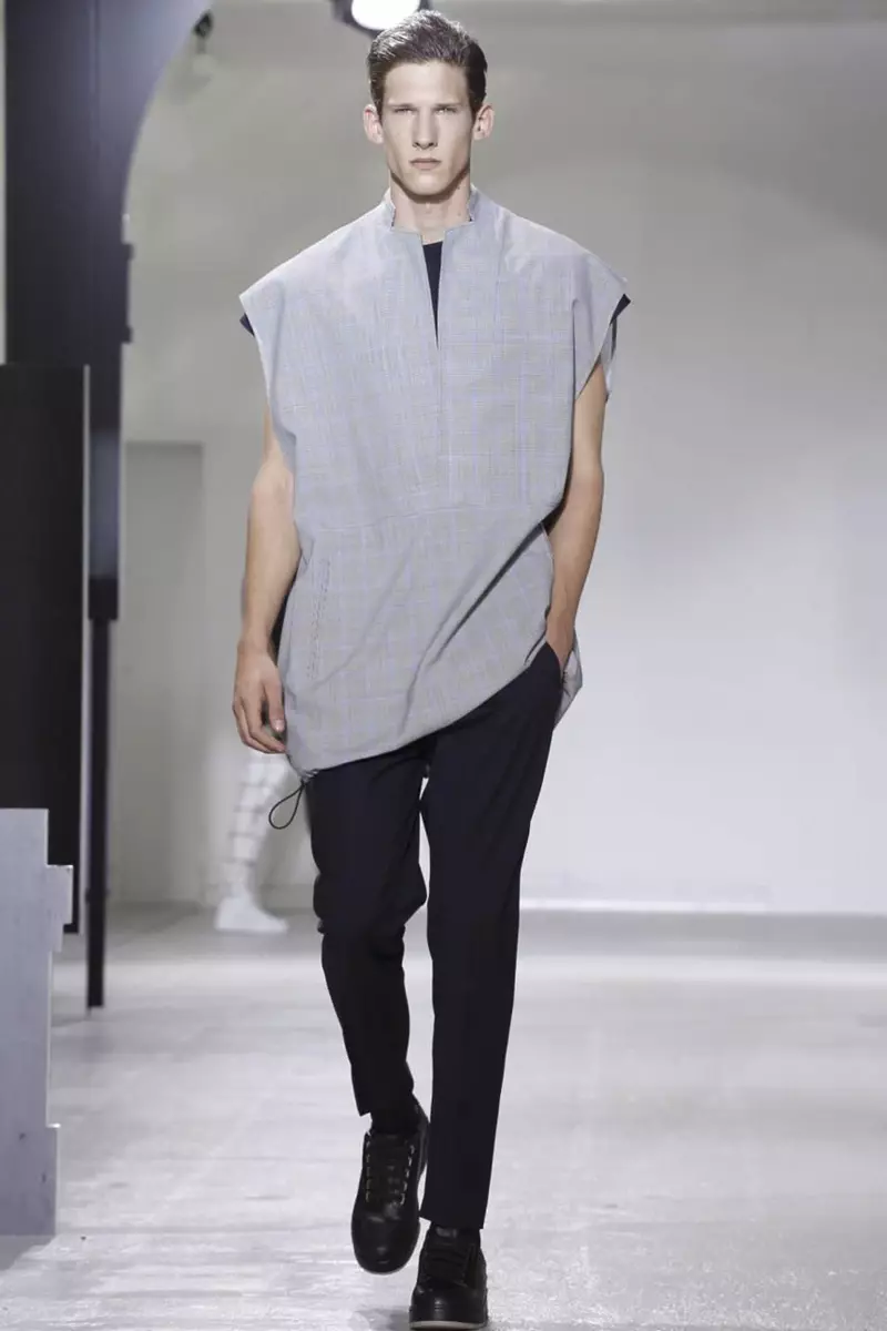 3.1 Phillip Lim, desfilada de moda primavera-estiu 2015 de roba masculina a París