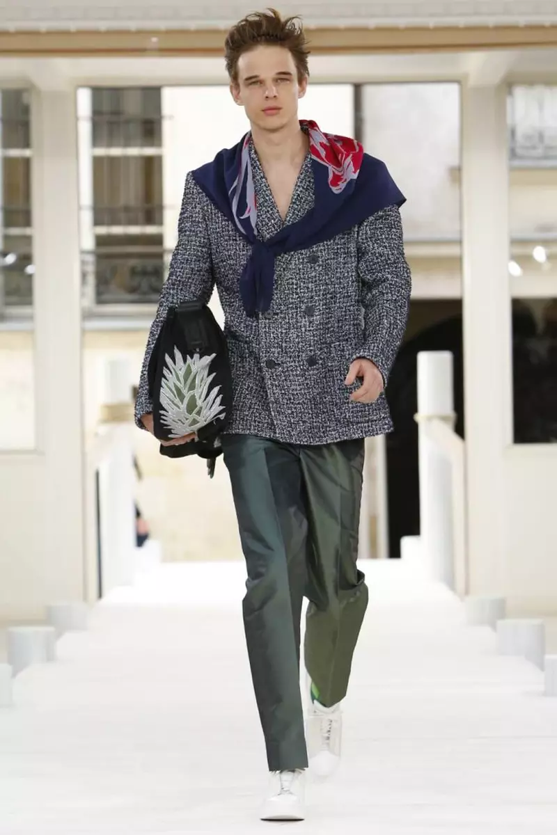 Issey Miyake Men, Pakaian Pria, Musim Semi Musim Panas, 2015, Peragaan Busana di Paris