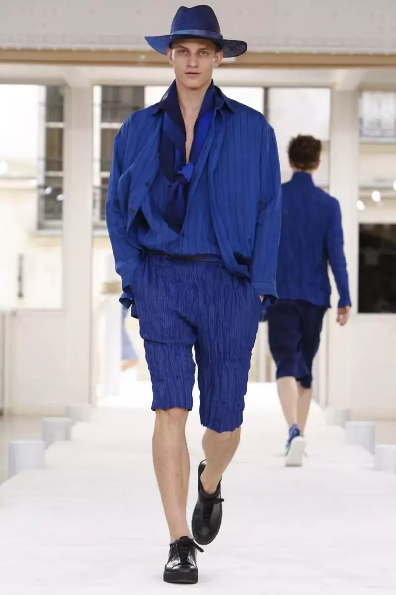 Issey Miyake menn, herreklær, vårsommer, 2015, moteshow i Paris