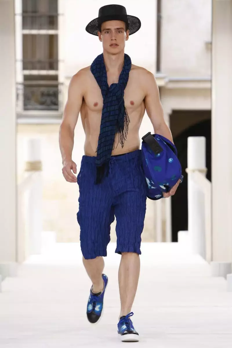 Issey Miyake Men, Pakaian Pria, Musim Semi Musim Panas, 2015, Peragaan Busana di Paris