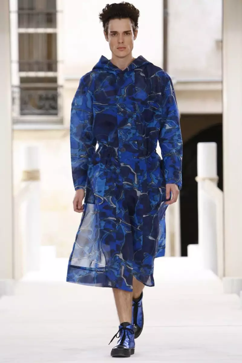 Issey Miyake Men, Menswear, Samhradh an Earraigh, 2015, Seó Faisin i bPáras