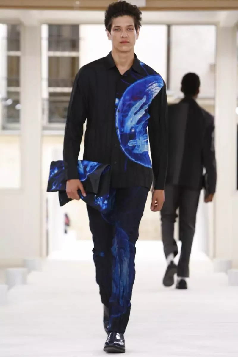 Issey Miyake Mænd, Herretøj, Forår Sommer, 2015, Modeshow i Paris