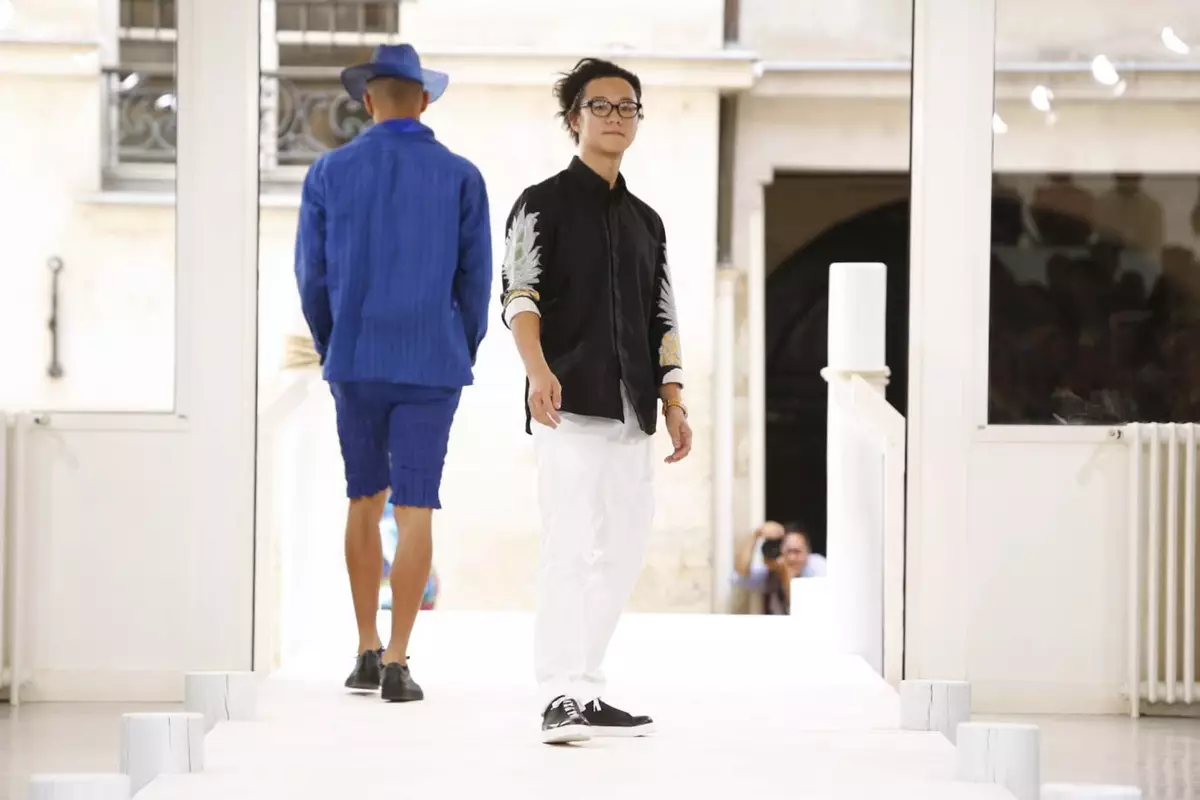 Issey Miyake Men, בגדי גברים, אביב קיץ, 2015, תצוגת אופנה בפריז