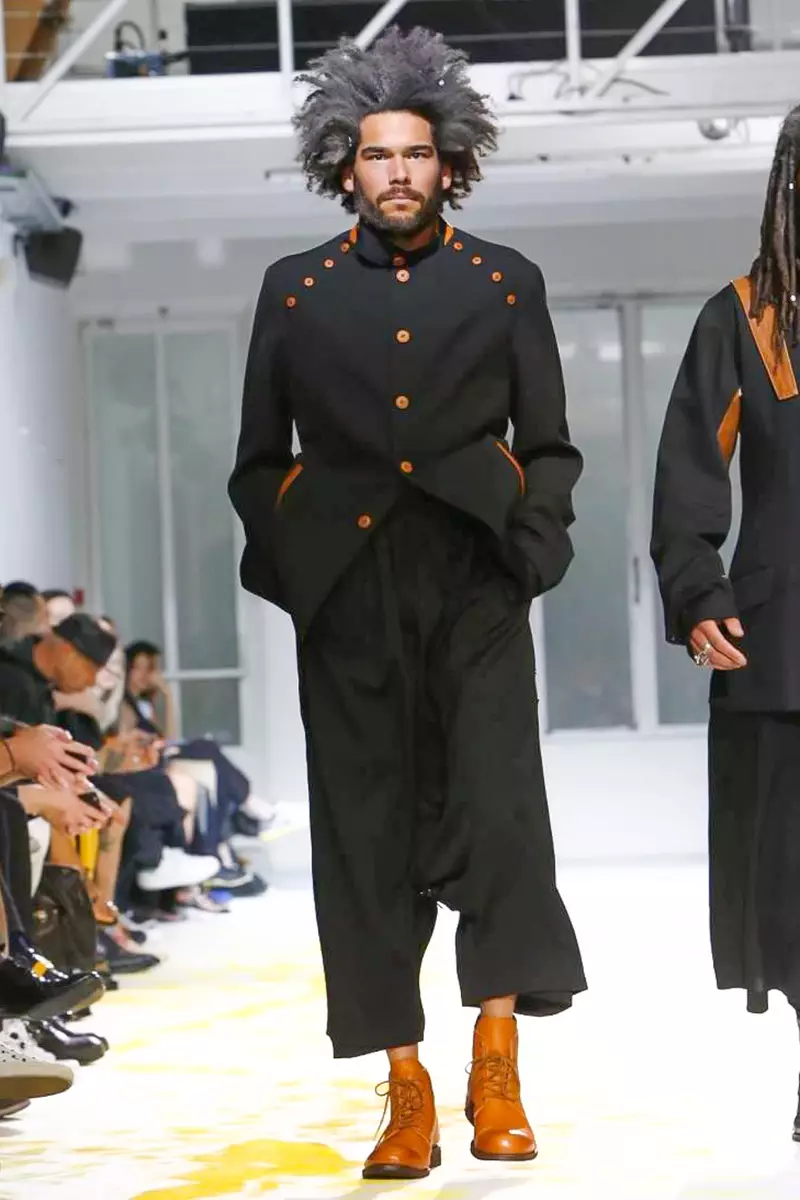 Yohji Yamamoto, Férfi ruházat, tavaszi nyár, 2015, divatbemutató Párizsban