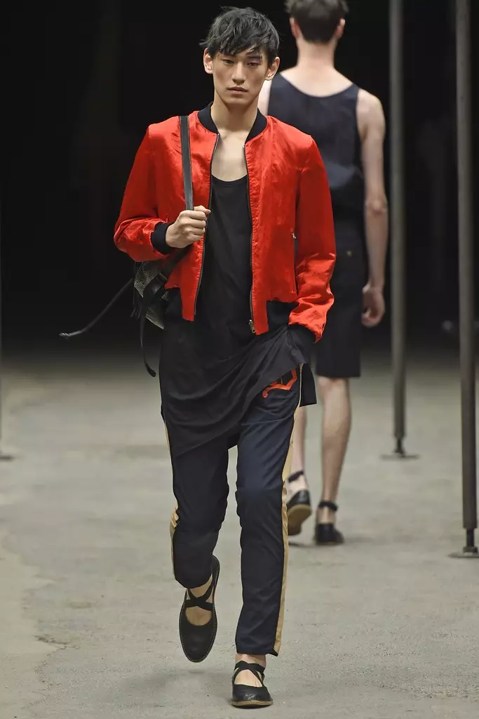 Dries-Van-Noten-erkaklar-bahor-yoz-2015-Parij-moda haftaligi-kollektsiyasi-024