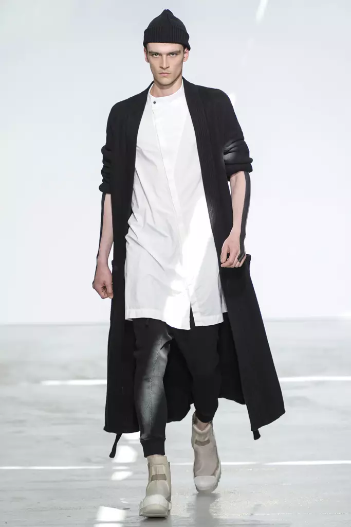 Boris Bidjan Saberi show, gu'ga xagaaga 2017, Paris Fashion Week, France - 23 Juun 2016