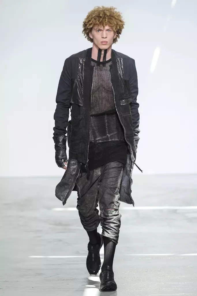 Boris Bidjan Saberi show, caij nplooj ntoos hlav caij nplooj ntoos hlav 2017, Paris Txiv neej Fashion Week, Fabkis - 23 Lub rau hli ntuj 2016