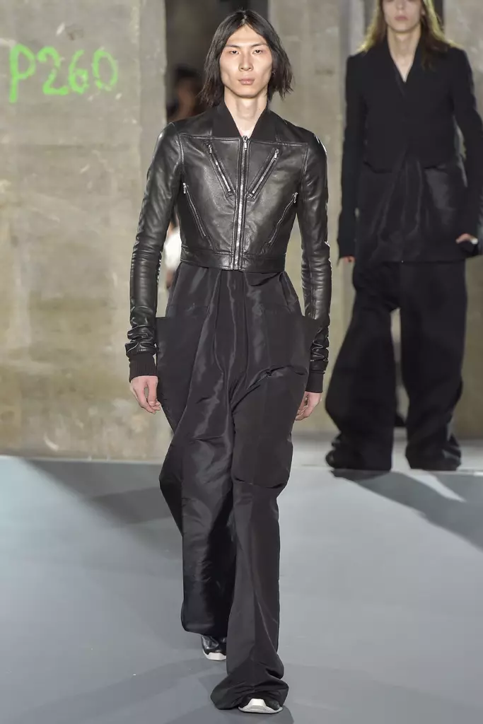 Rick Owens 쇼, 2017 봄 여름, 프랑스 파리 남성 패션 위크 - 2016년 6월 23일