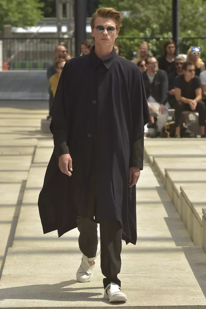 Issey Miyake Uomo Primavera 2017