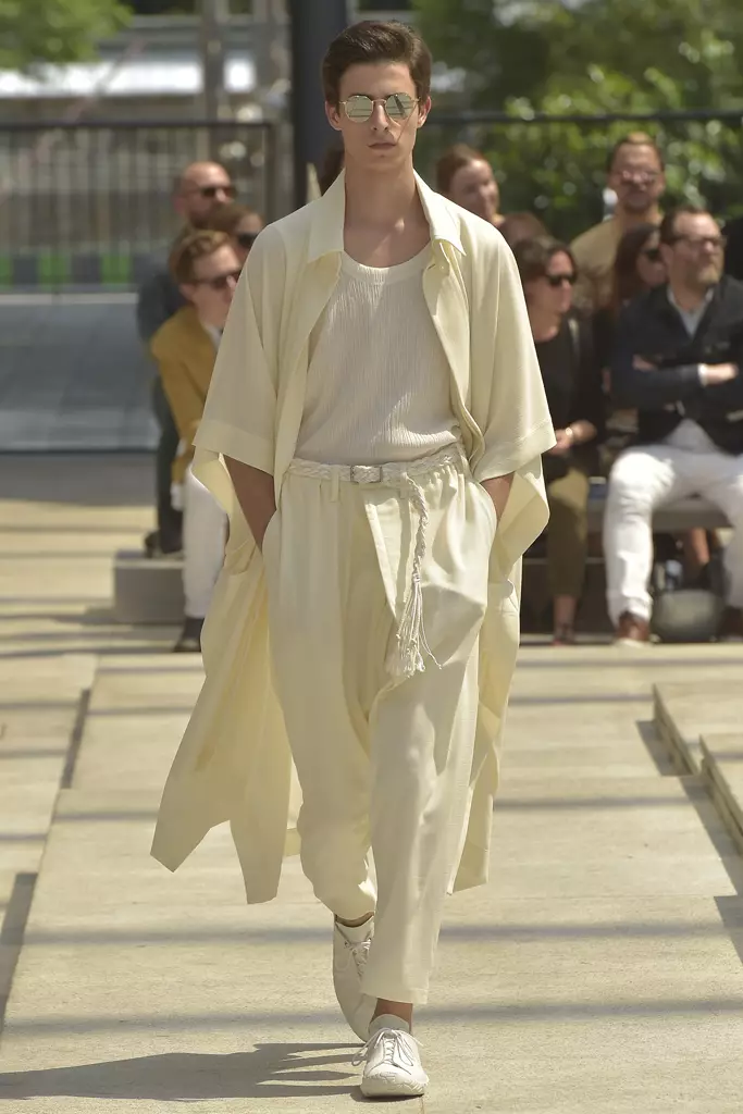 Issey Miyake Men's Spring 2017