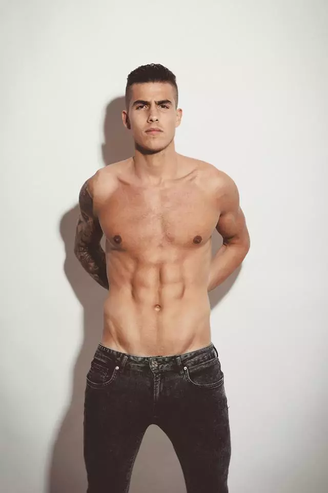 Aarón Benito29