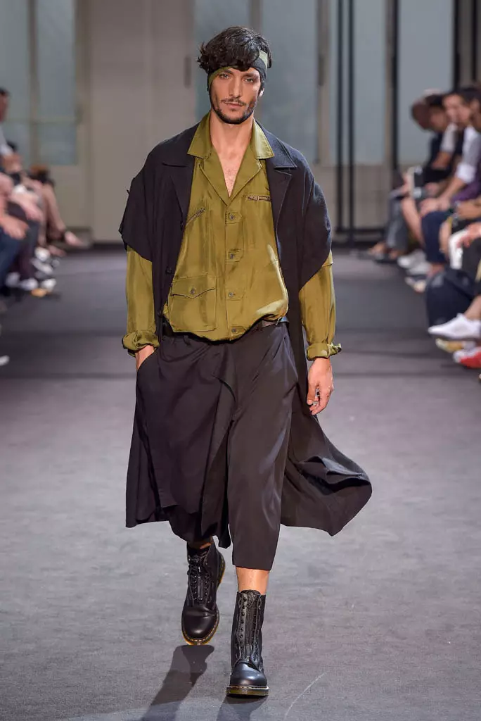 Yohji Yamamoto барои мардон баҳори 2017