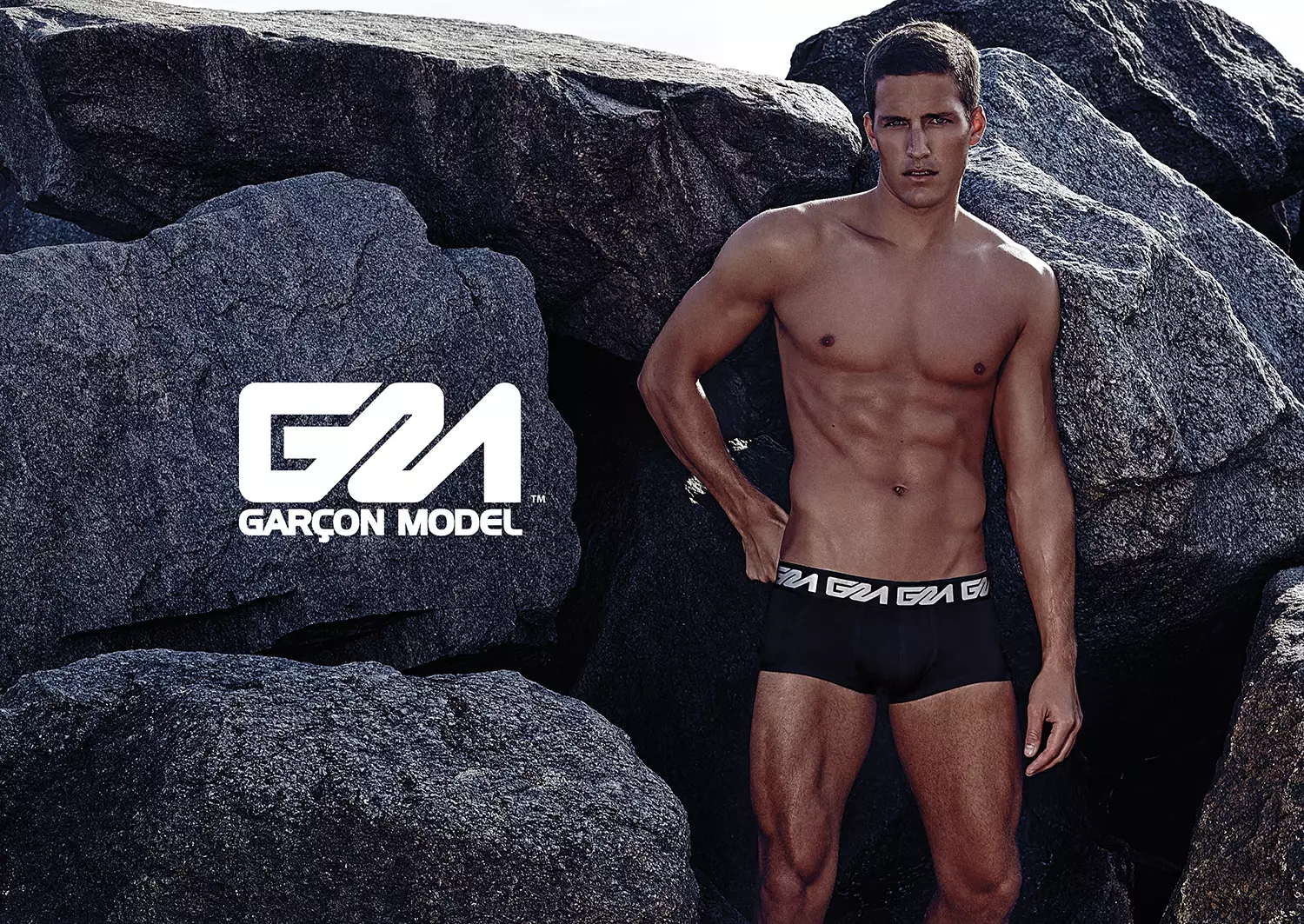 Garcon-Model_Brickell-Putnjak