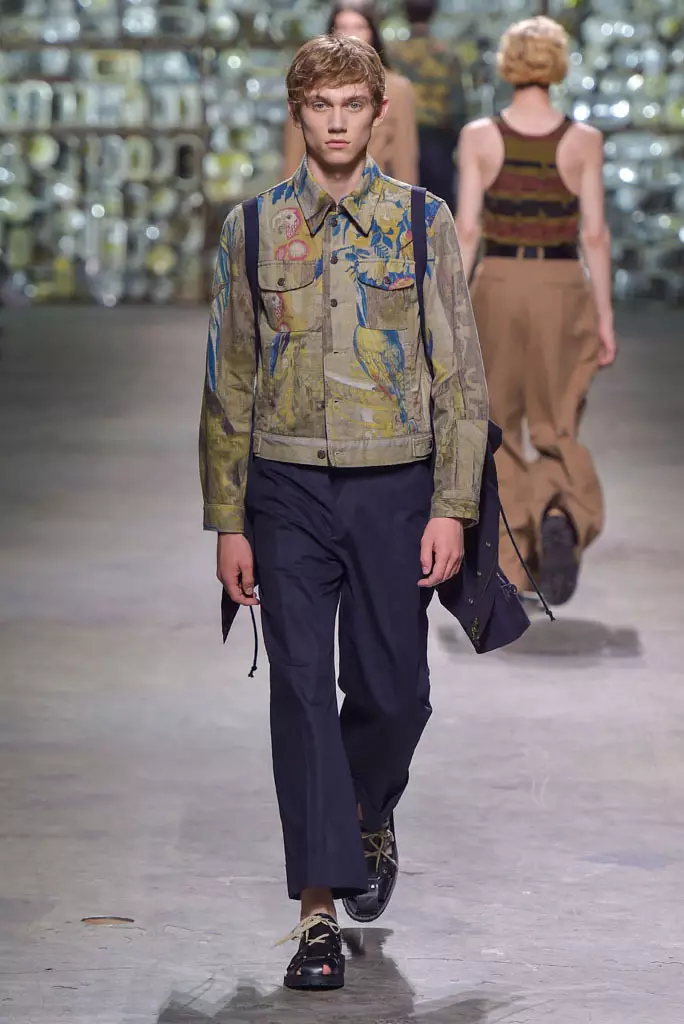 Dries Van Noten-ის ჩვენება, გაზაფხული ზაფხული 2017, პარიზის მამაკაცის მოდის კვირეული, საფრანგეთი - 2016 წლის 23 ივნისი