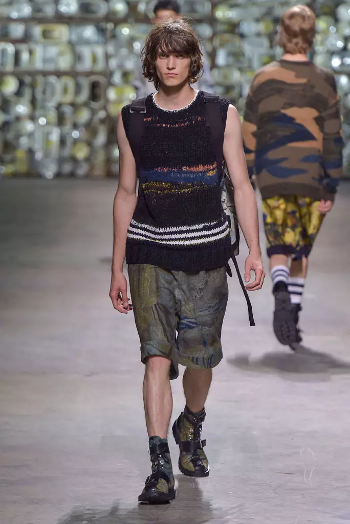 Desfile de Dries Van Noten, primavera verán 2017, Semana da Moda Masculina de París, Francia - 23 de xuño de 2016