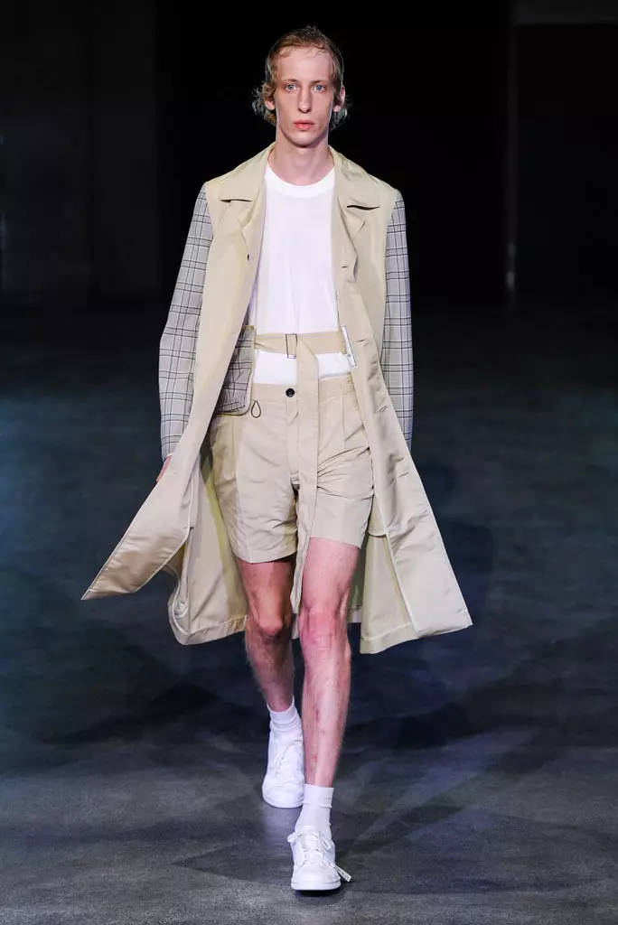 22/4 Hommes show, forår og sommer 2017, Paris mænds modeuge, Frankrig - 24. juni 2016