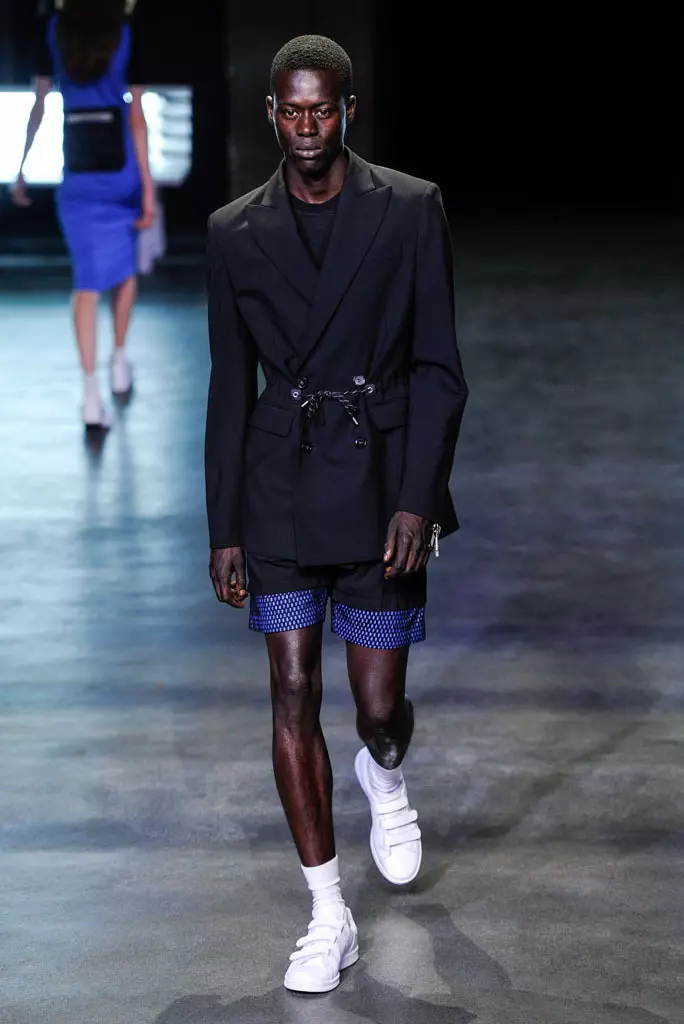 22/4 Hommes-Show, Frühjahr/Sommer 2017, Paris Men's Fashion Week, Frankreich - 24. Juni 2016