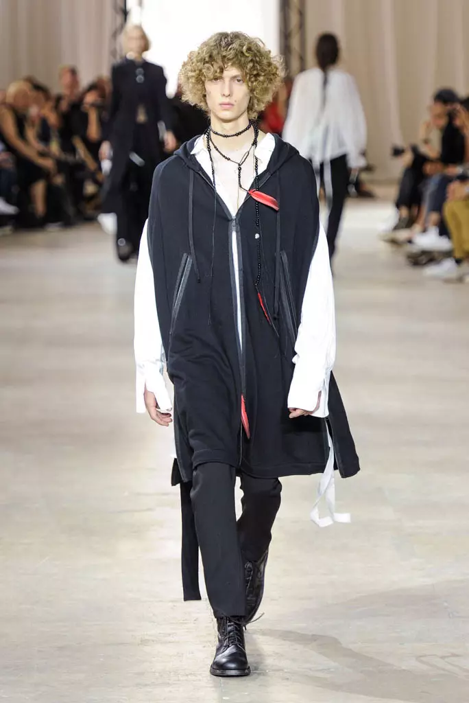 Ann Demeulemeenster show, forår og sommer 2017, Paris mænds modeuge, Frankrig - 24. juni 2016