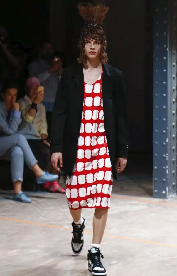 COMME DES GARCONS HOMME PLUS MIESTEN VAATTEET KEVÄT KESÄ 2017 PARIS (11)